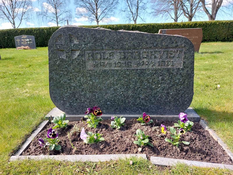 Grave number: HV 24   10, 11