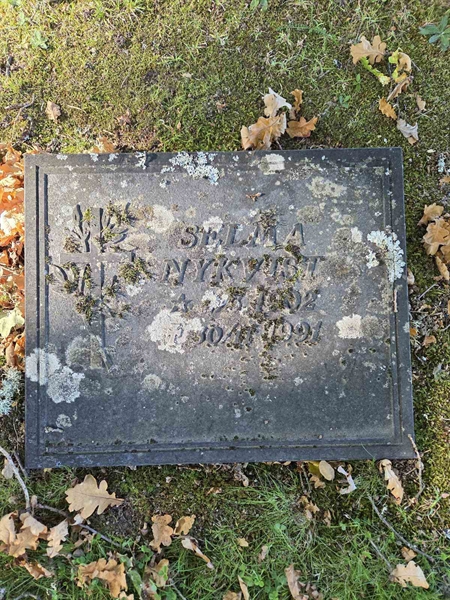 Grave number: T A B   439