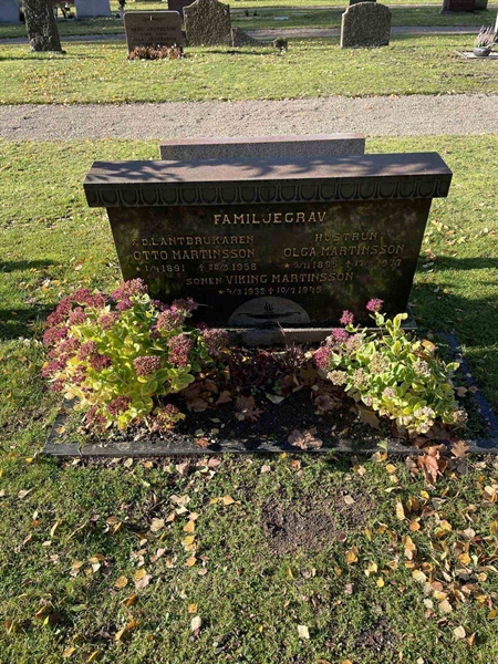 Grave number: VV 5   435, 436, 437