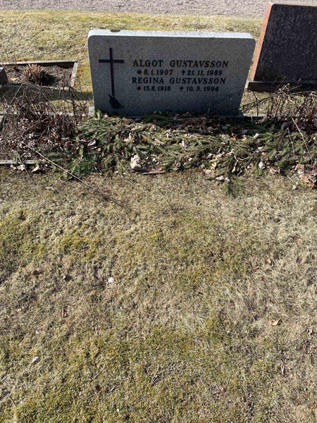 Grave number: 30 B   126-127