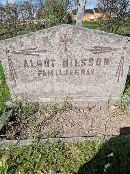 Grave number: 501 12 1870-1872