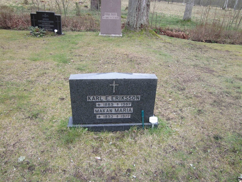 Grave number: 07 T   16