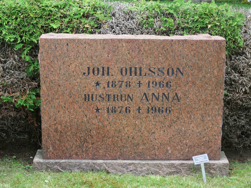 Grave number: HÖB 64    11