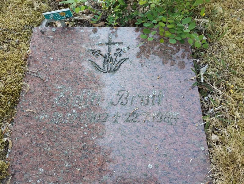 Grave number: NÅ 35   105