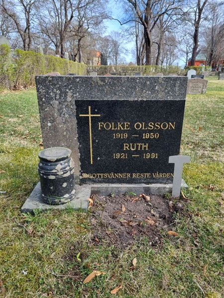 Grave number: 1 14   35