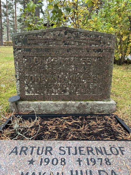 Grave number: 1 NL     1