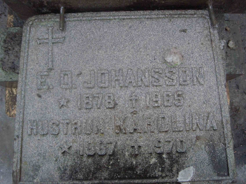 Grave number: 451 17 5