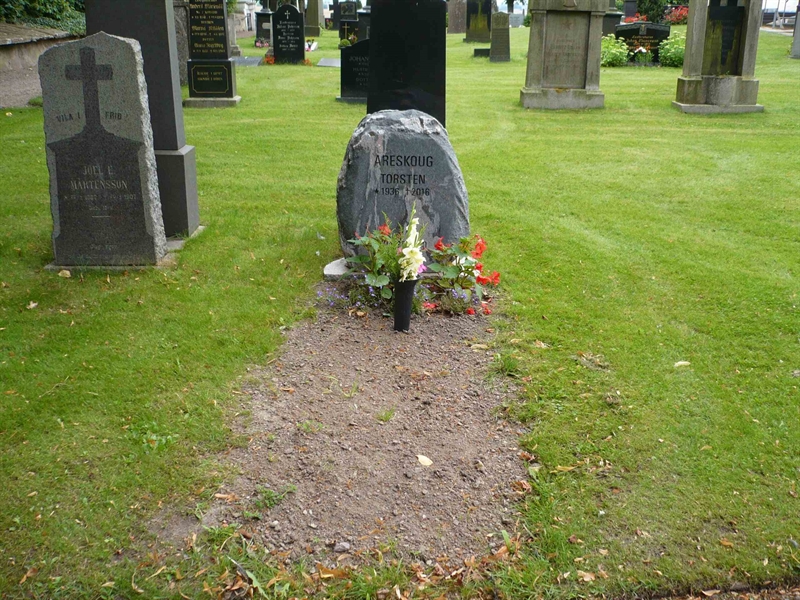 Grave number: SK C   161, 162