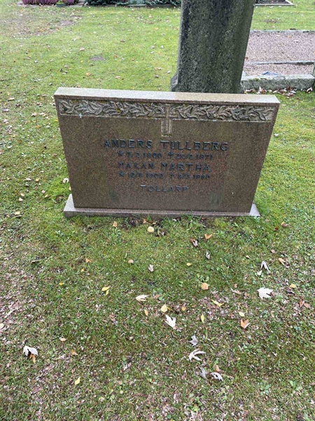 Grave number: VV F    31