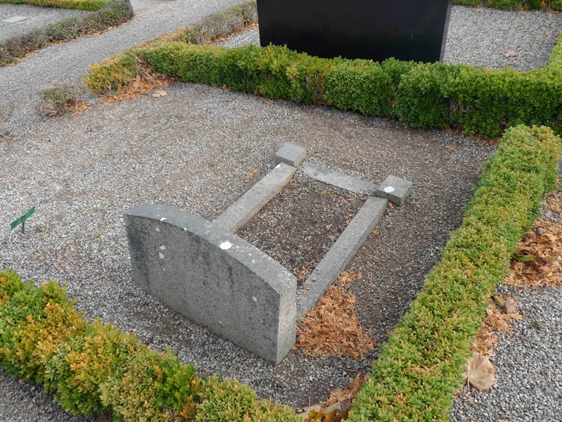 Grave number: ÖT GVK6  12:1, 12:2, 12:3