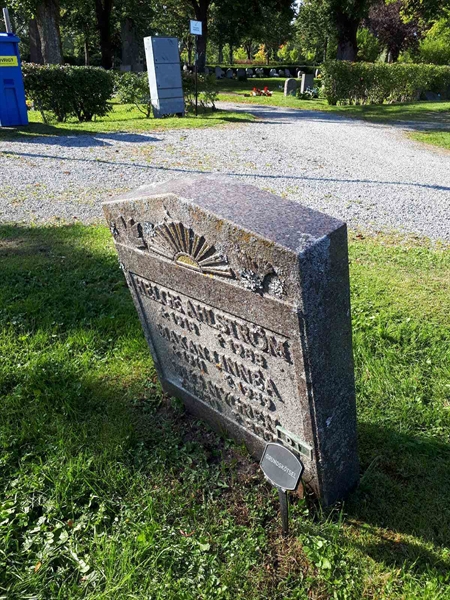 Gravnummer: NK F D     1