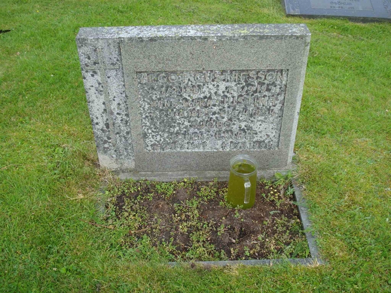 Grave number: BR B   444, 445, 446