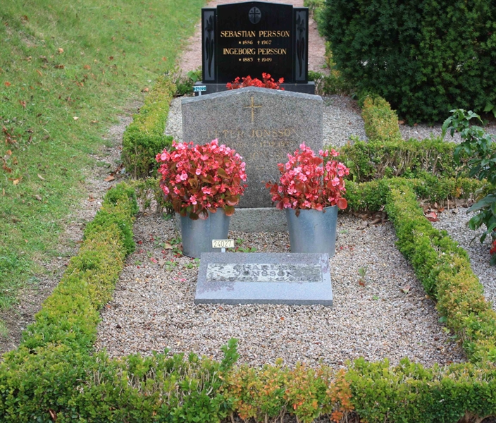 Grave number: Ö 24    50