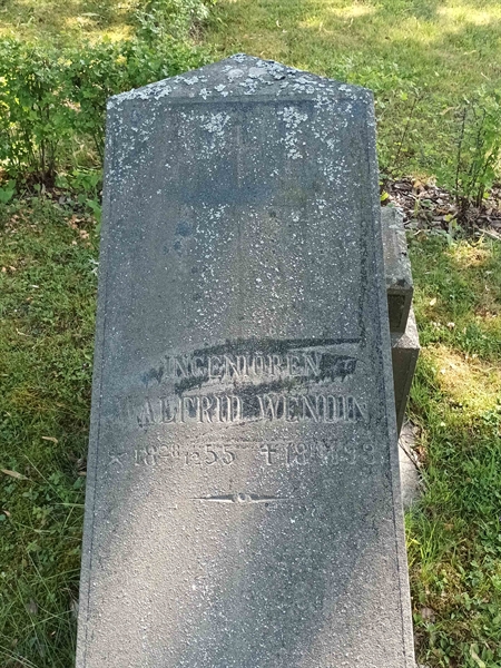 Grave number: SÖ 04    89