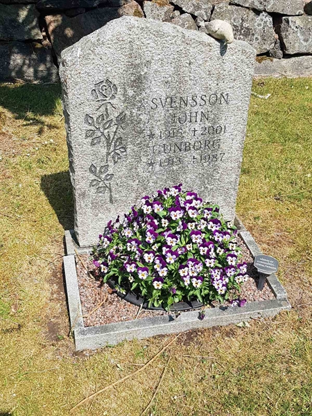 Grave number: 01  4456