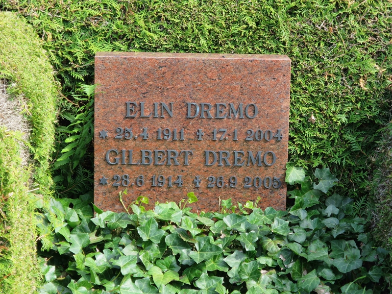 Grave number: HÖB 48    16