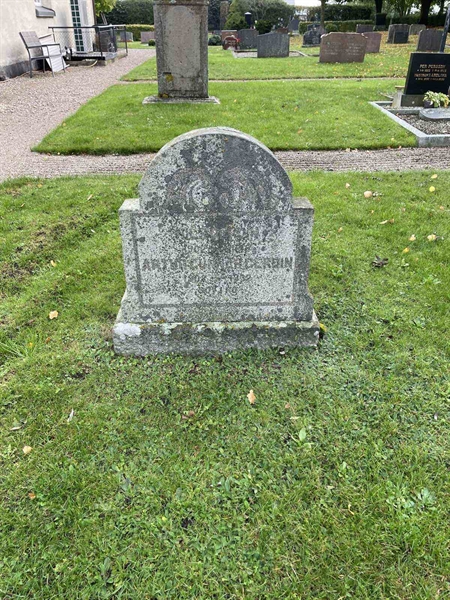 Grave number: ÖV B    20