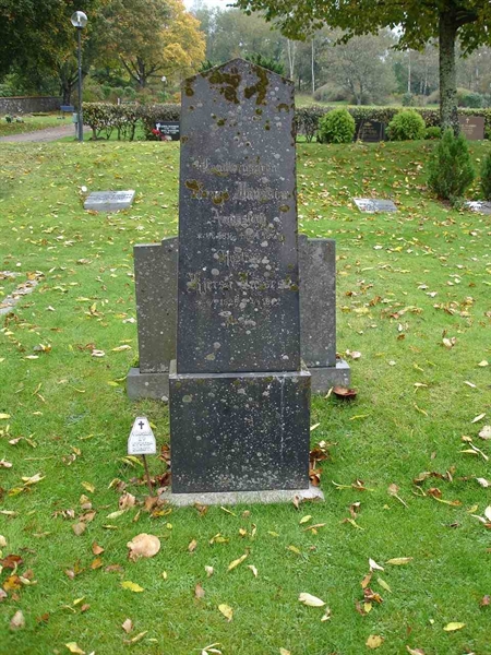 Grave number: HK G    73, 74