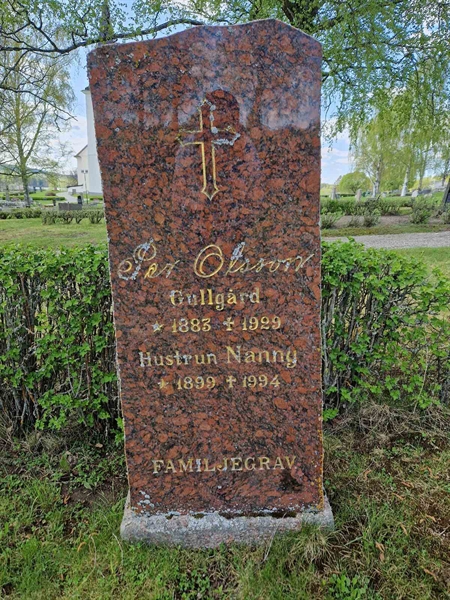 Grave number: 501 20 3908-3911