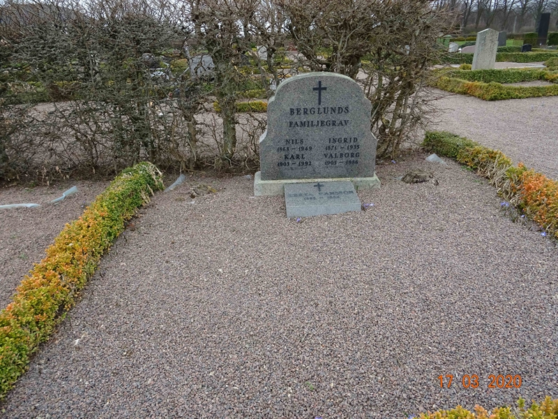 Grave number: NK 3 EF    29, 30