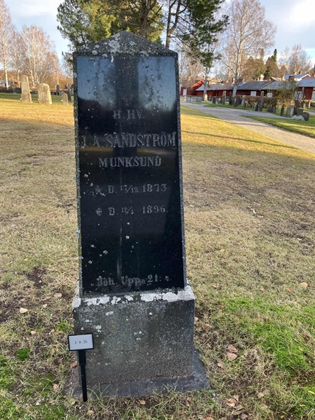 Hautatunnus: 2 A    25