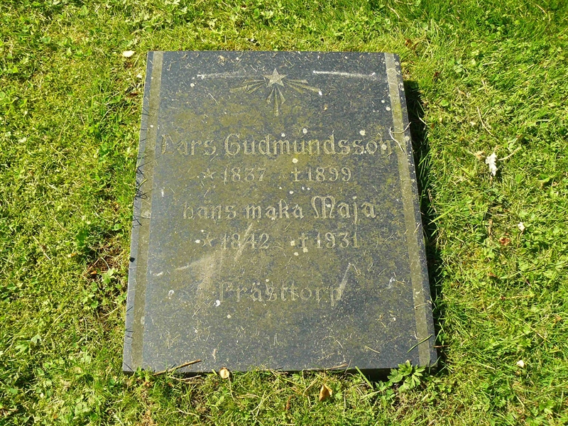 Grave number: Er G 7   101