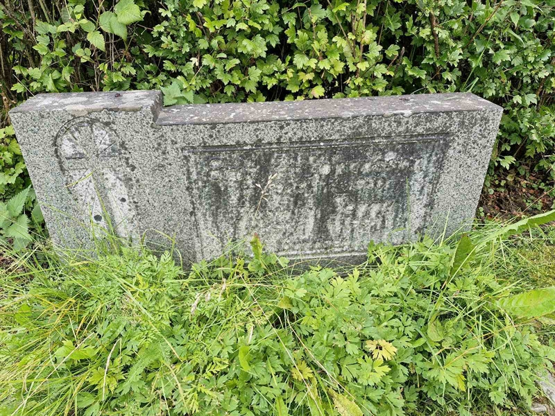 Grave number: AK D  5516-5517