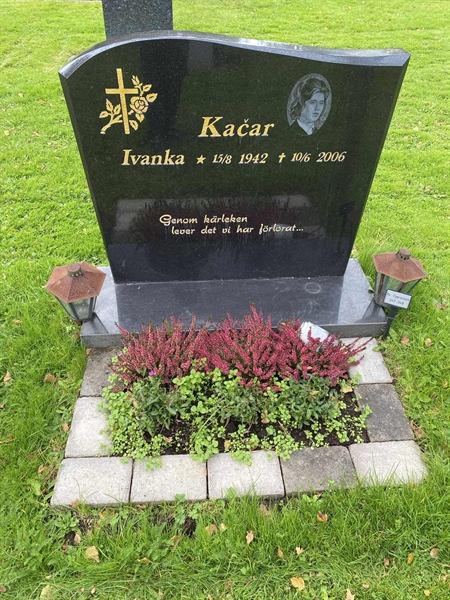 Hautatunnus: 2 C   347-348