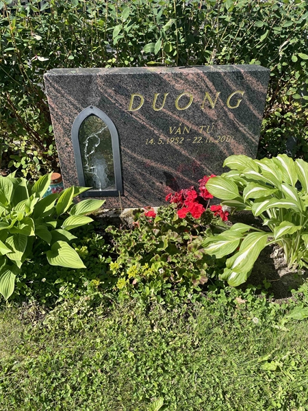 Hautatunnus: N 9 2    15-16