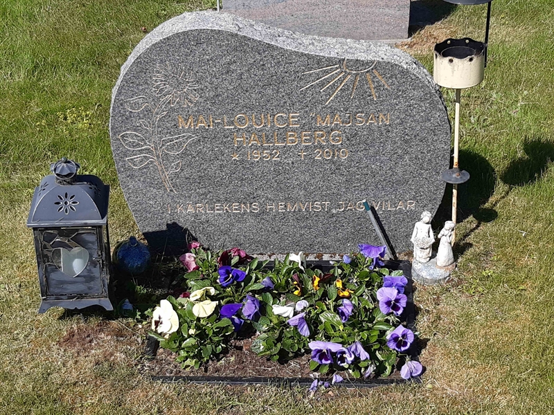 Grave number: KA 20  1238