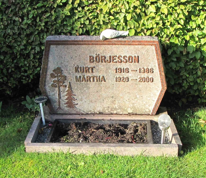 Grave number: HN BJÖRK   165, 166