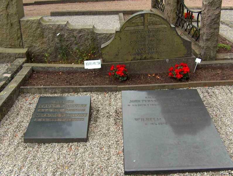 Grave number: HÖB 13   380