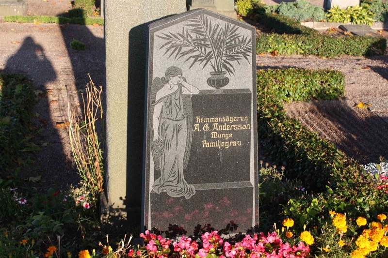 Grave number: 1 K A  128