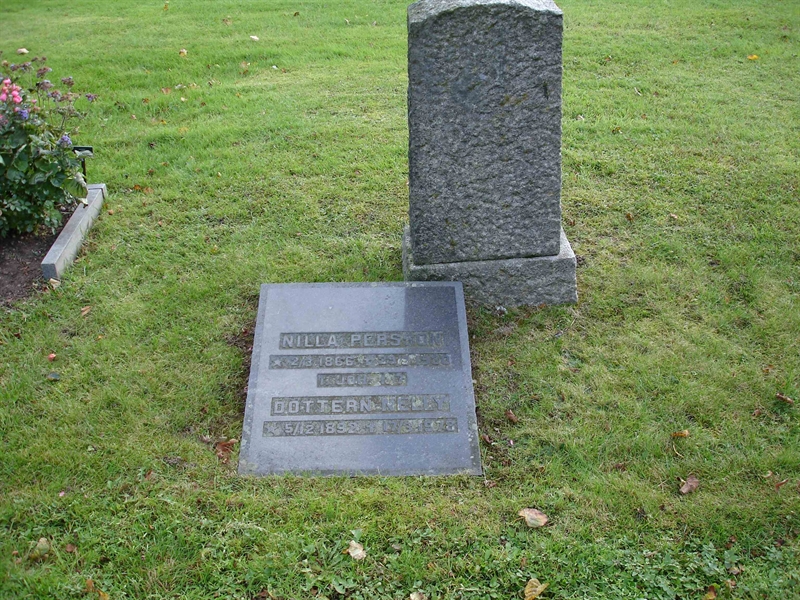 Grave number: HK B   173, 174