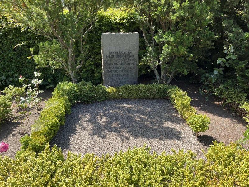 Grave number: NK G   110