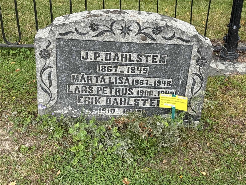 Grave number: IN 18   210