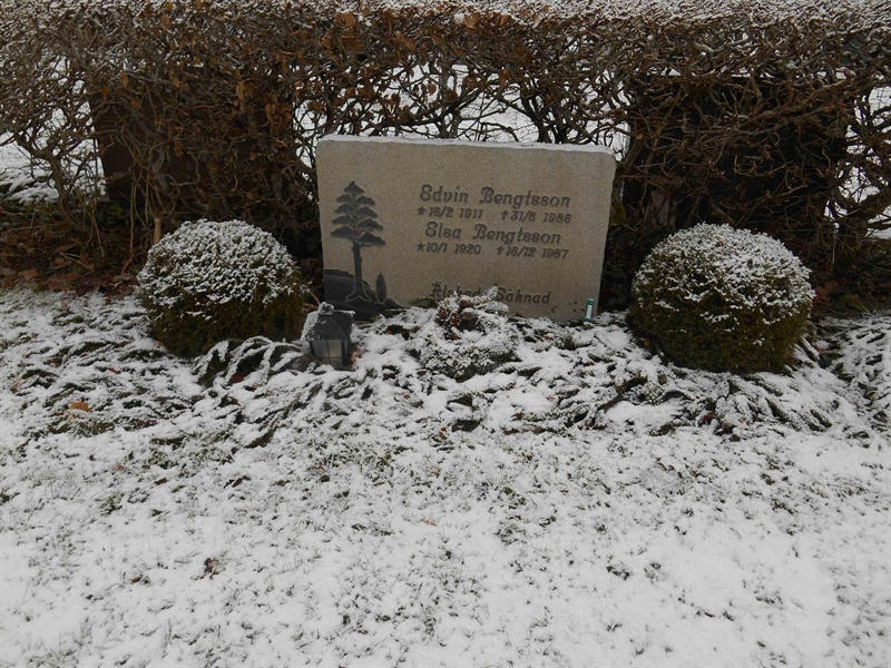 Grave number: Vitt VC3Ö     8, 9
