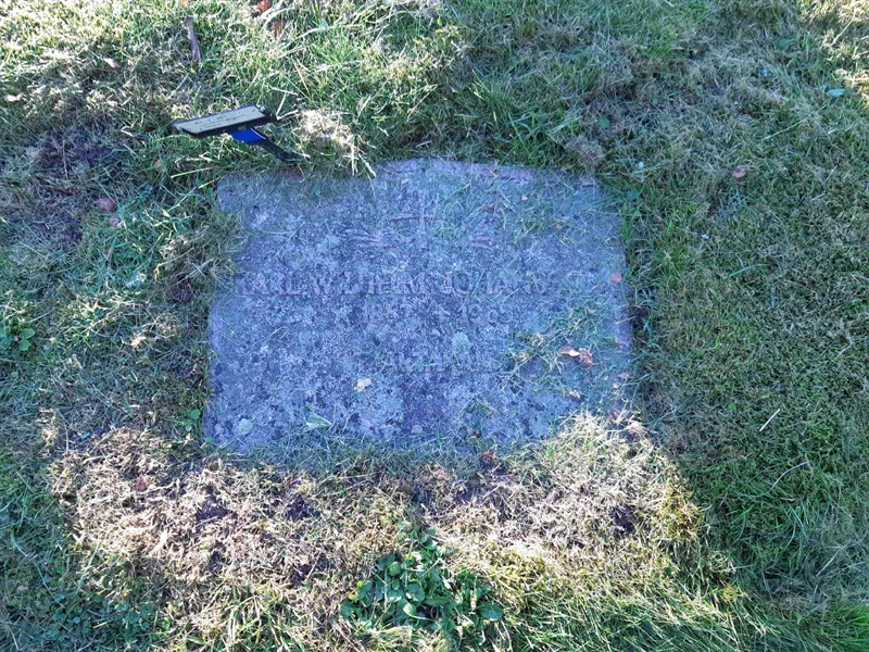 Grave number: Fr 7   327