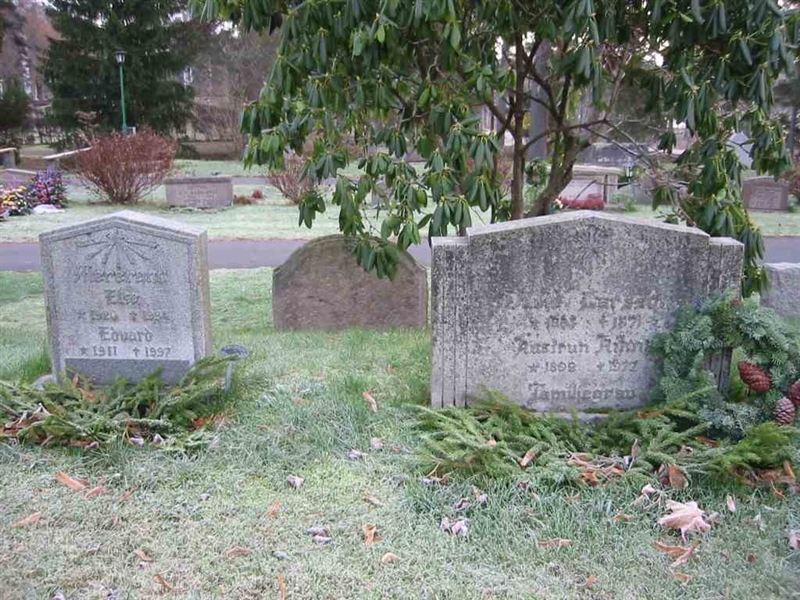 Grave number: KV G    3a-c