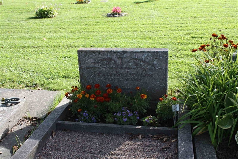 Grave number: 1 K F  142