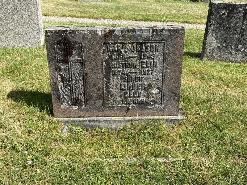 Grave number: 8 1 03   156a