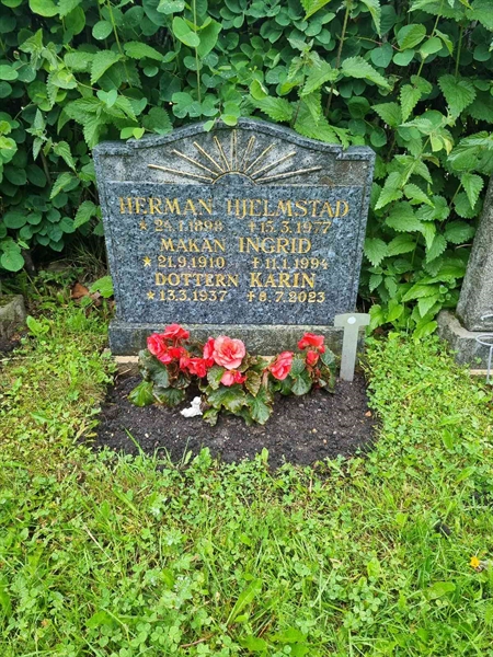 Grave number: 1 29 9