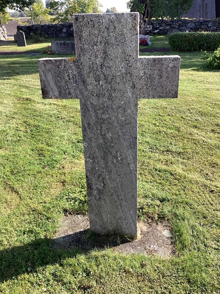 Grave number: 5 1    58-B