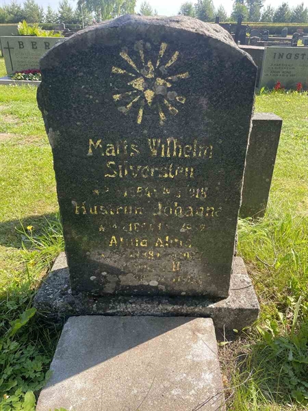 Grave number: N 5 2   310