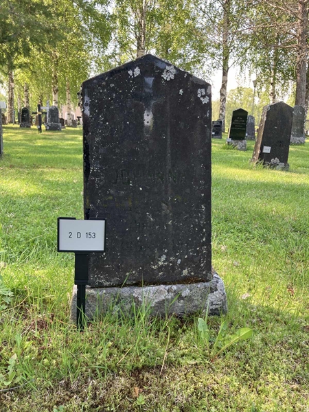Grave number: 2 D   153