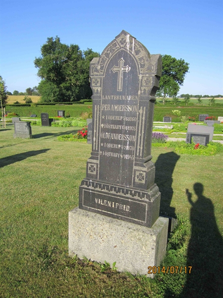 Grave number: 10 D    49