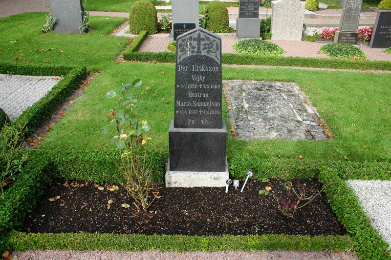 Grave number: GK ND    76a, 76b