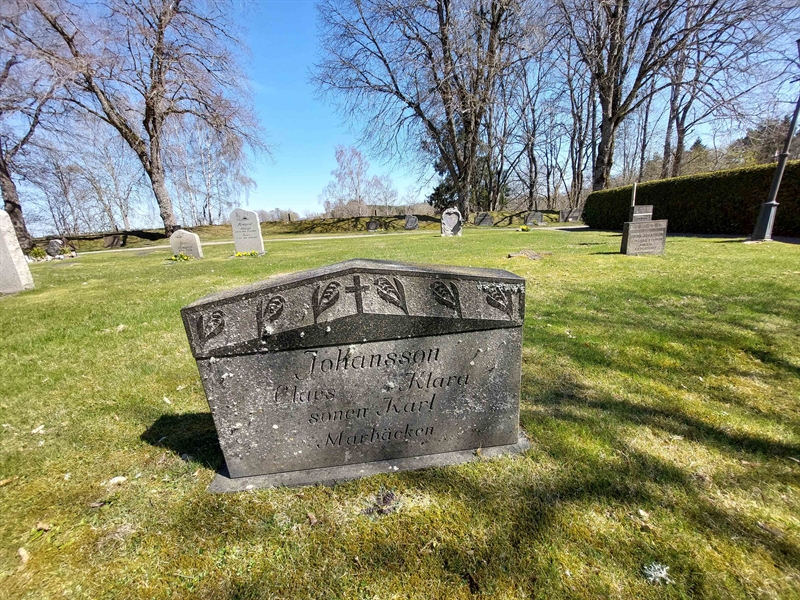 Grave number: HÖ 2  104