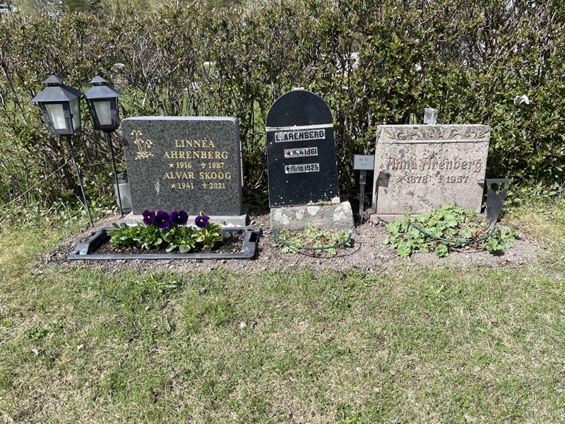 Grave number: 1 P2     7-8
