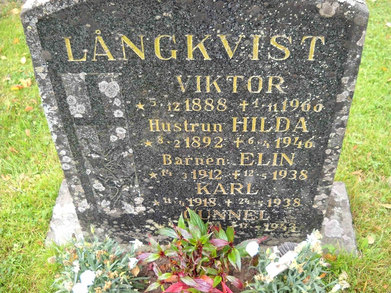Grave number: 3 MB 11 25-26